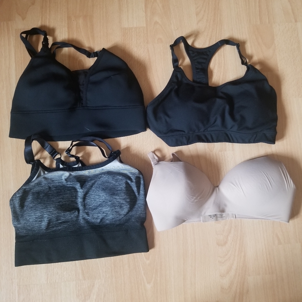 Lot of 4 Nursing Bras (Assorted brands) Maternity Size Small Wimens Mom